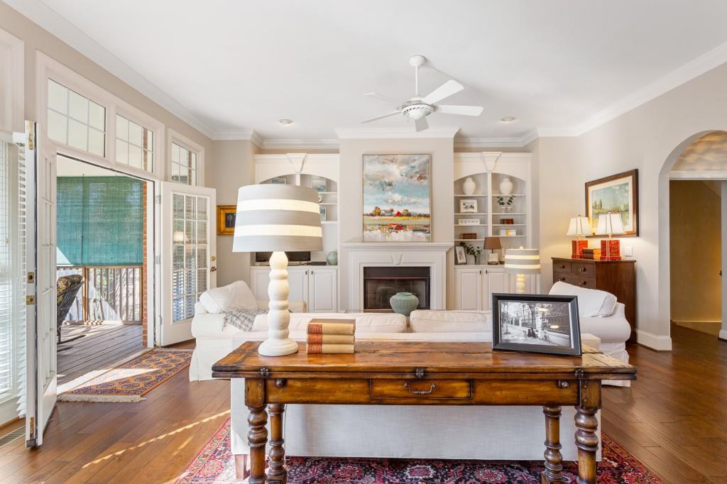 1071 Hedge Rose Court NE