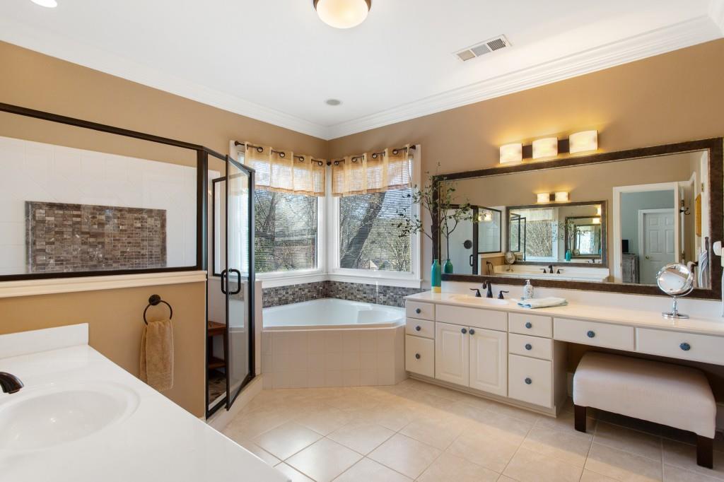 1071 Hedge Rose Court NE