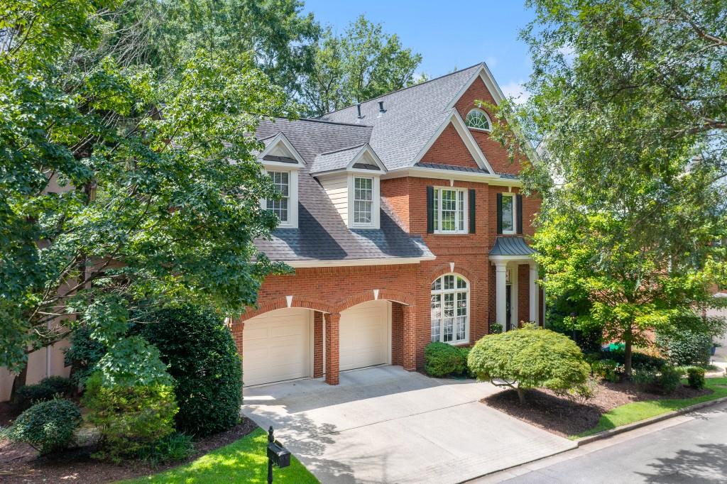 1071 Hedge Rose Court NE