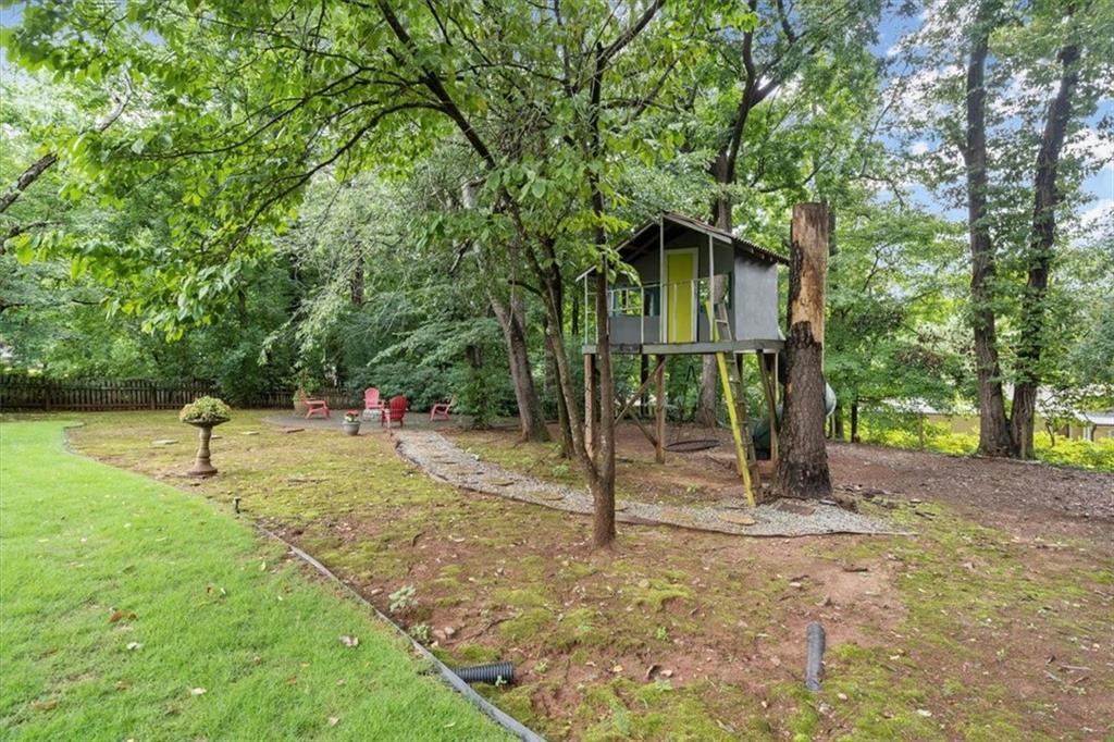 870 Fox Hollow Parkway