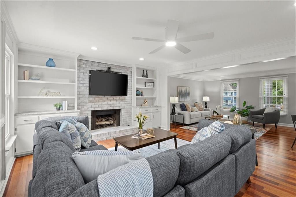 870 Fox Hollow Parkway
