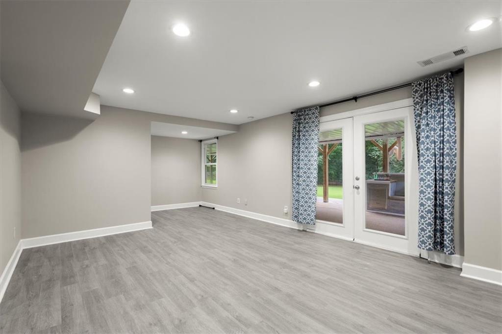 870 Fox Hollow Parkway