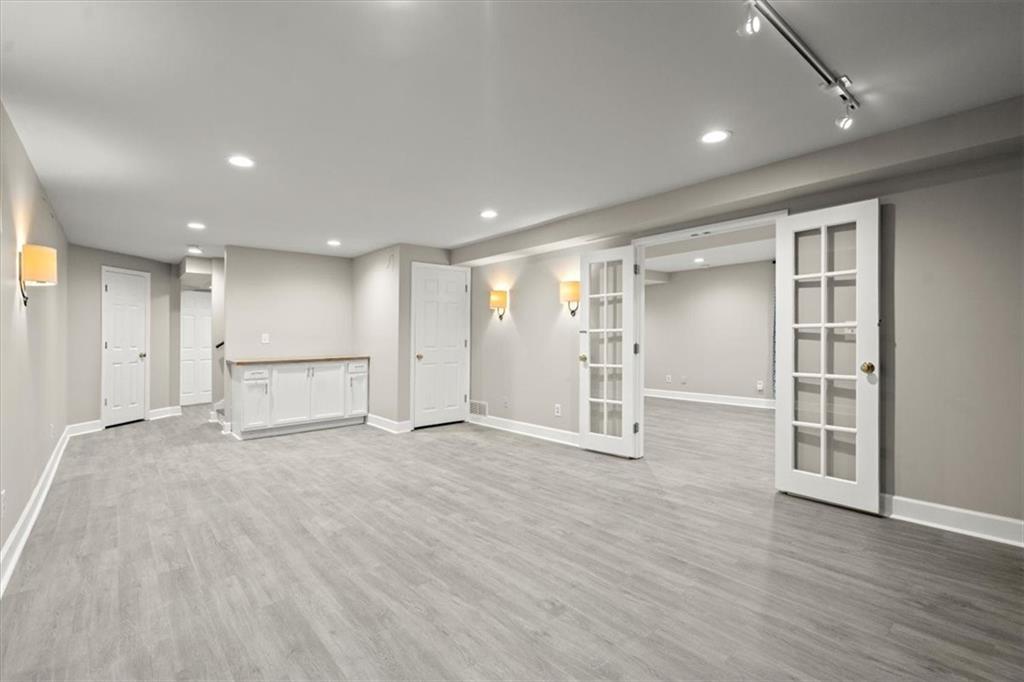 870 Fox Hollow Parkway