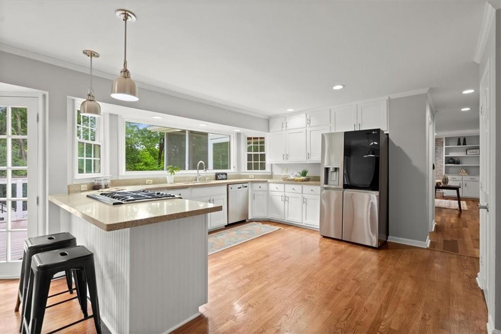870 Fox Hollow Parkway