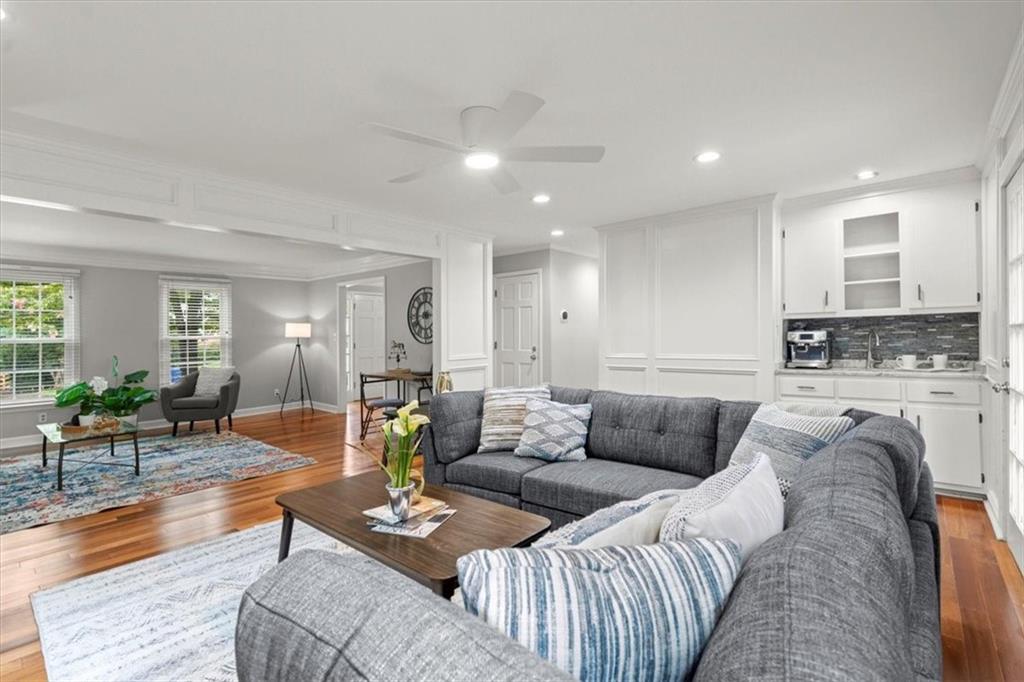 870 Fox Hollow Parkway