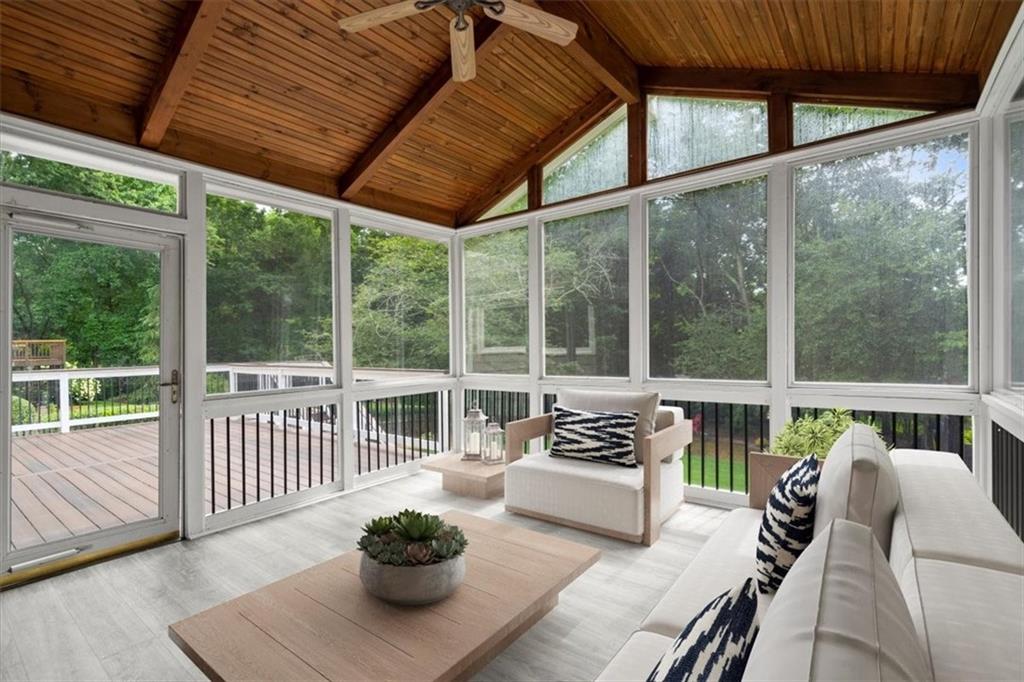 870 Fox Hollow Parkway