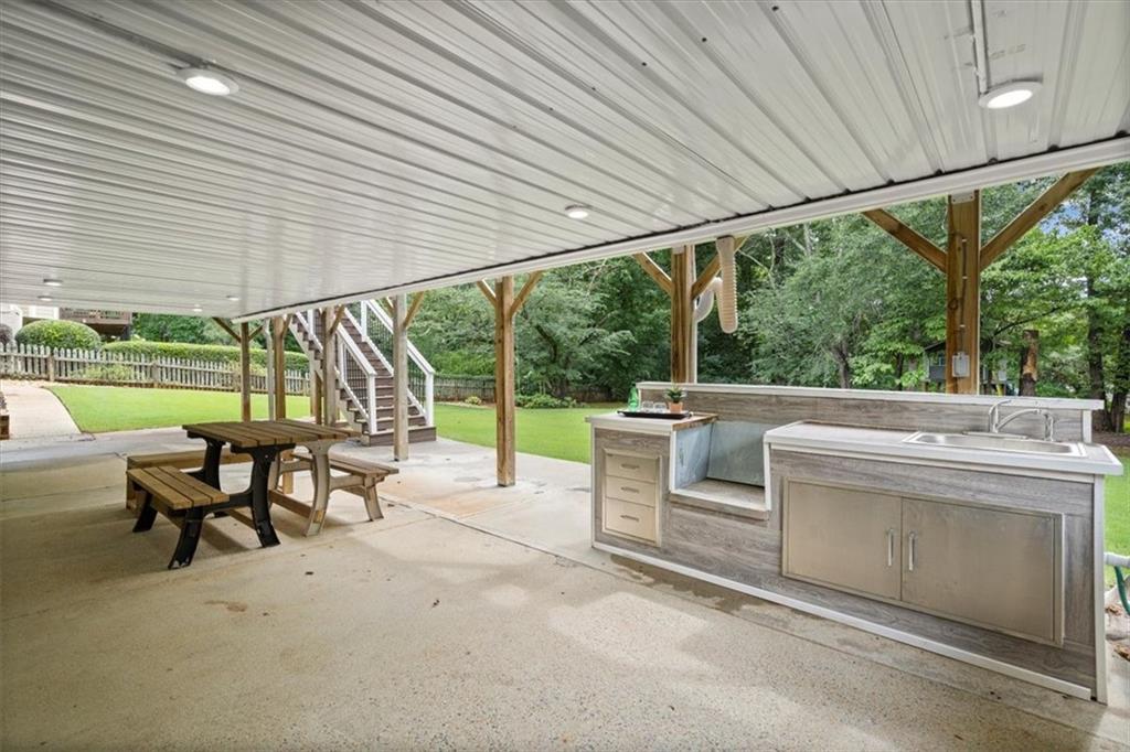 870 Fox Hollow Parkway