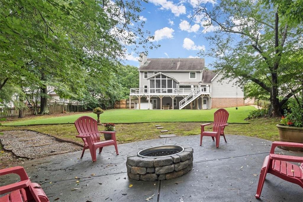 870 Fox Hollow Parkway