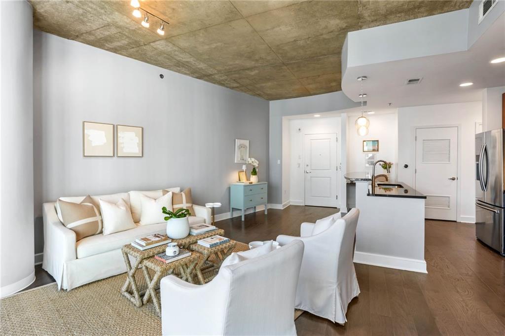 44 Peachtree Place Unit 1830