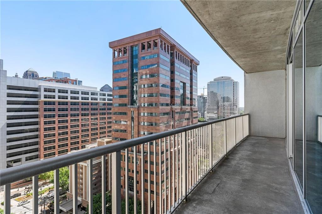 44 Peachtree Place Unit 1830