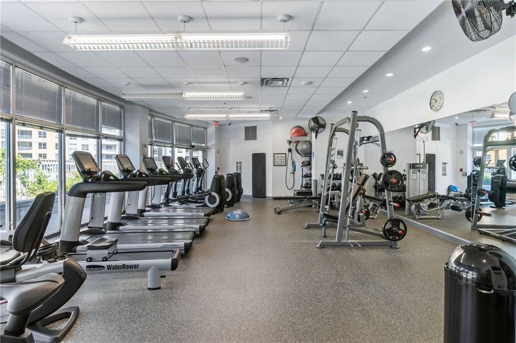44 Peachtree Place Unit 1830