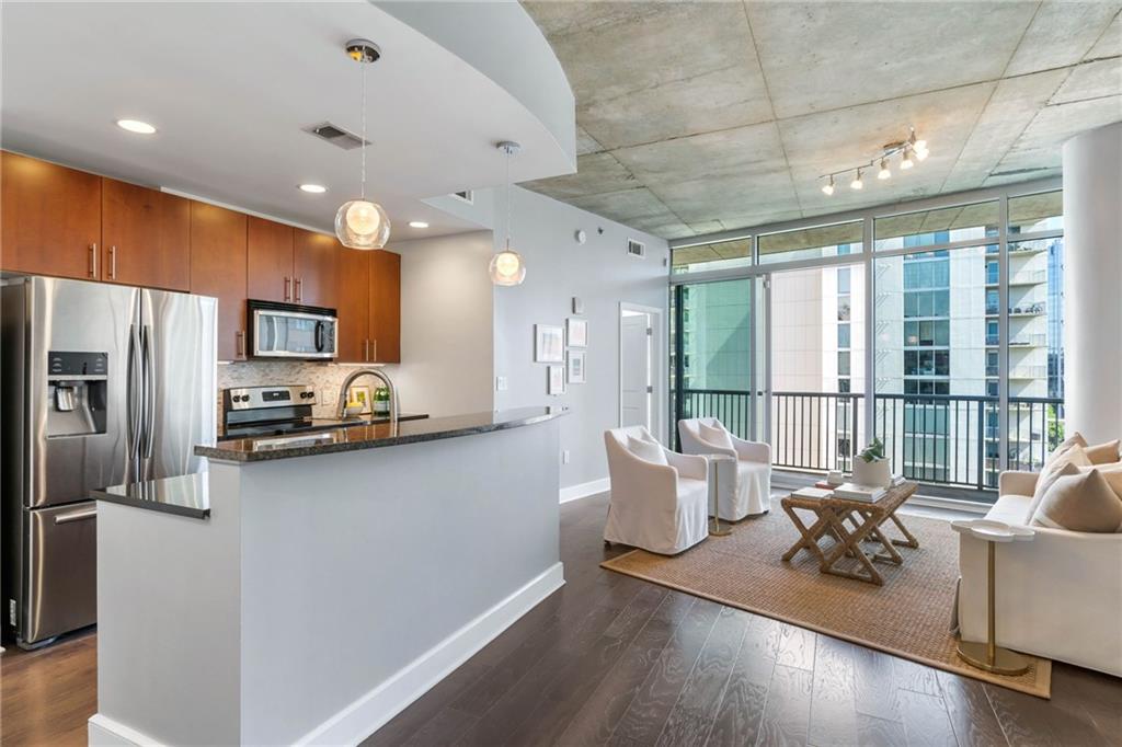44 Peachtree Place Unit 1830