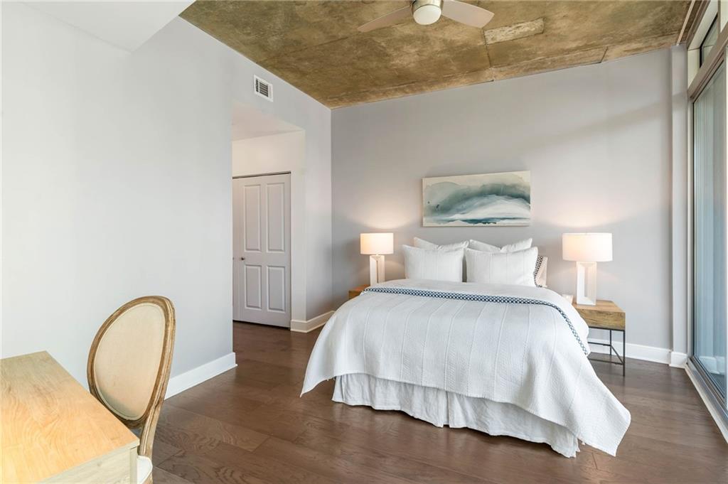 44 Peachtree Place Unit 1830