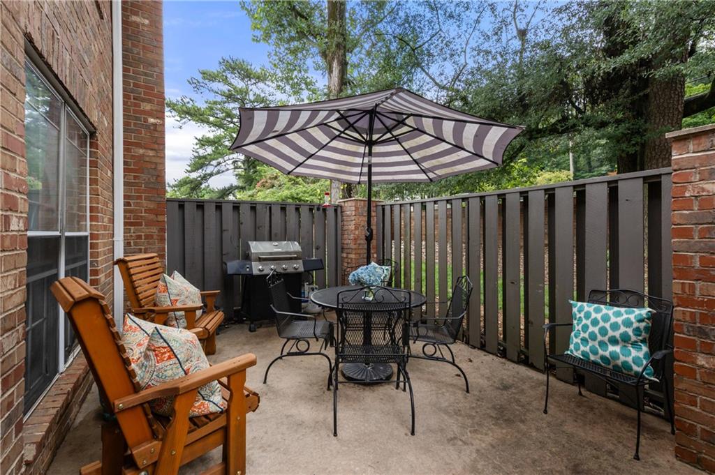 1 Bassett Hall Place NW