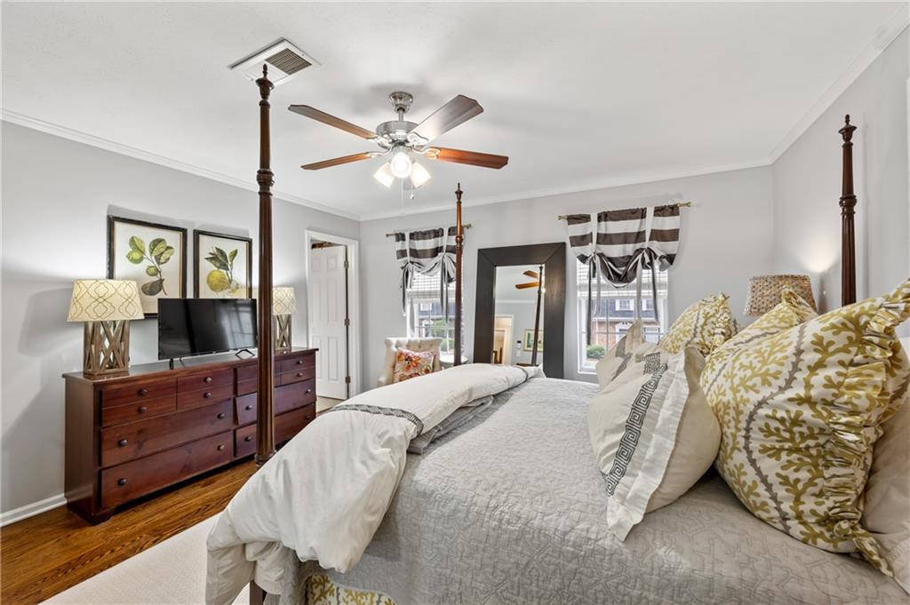 1 Bassett Hall Place NW