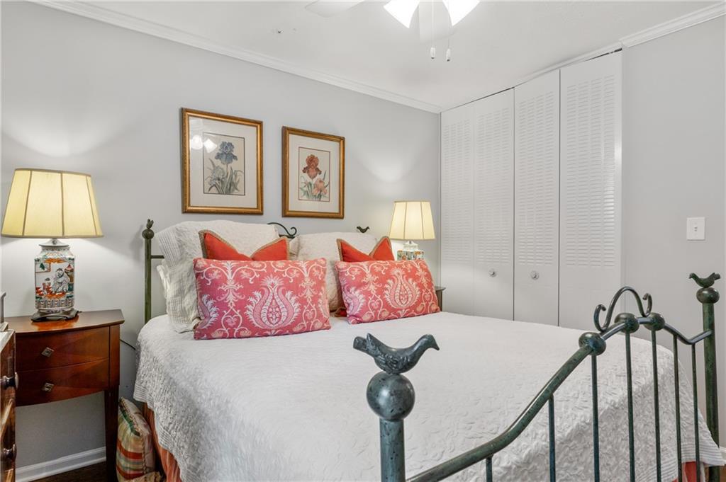 1 Bassett Hall Place NW