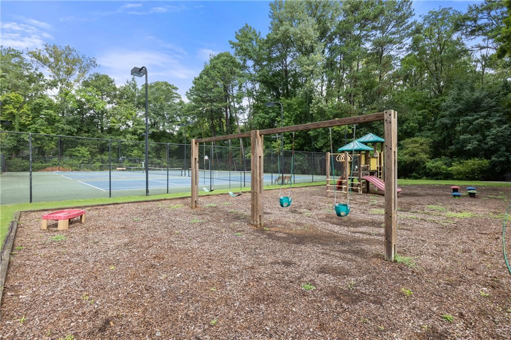 1 Bassett Hall Place NW