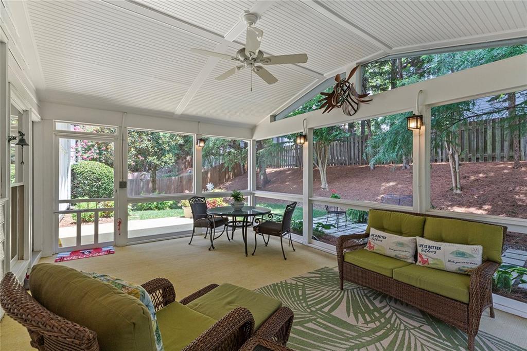 765 Glenridge Close Drive