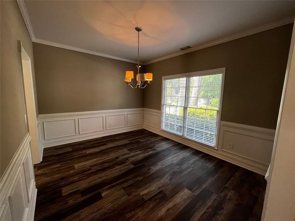 345 CREEKSIDE Drive