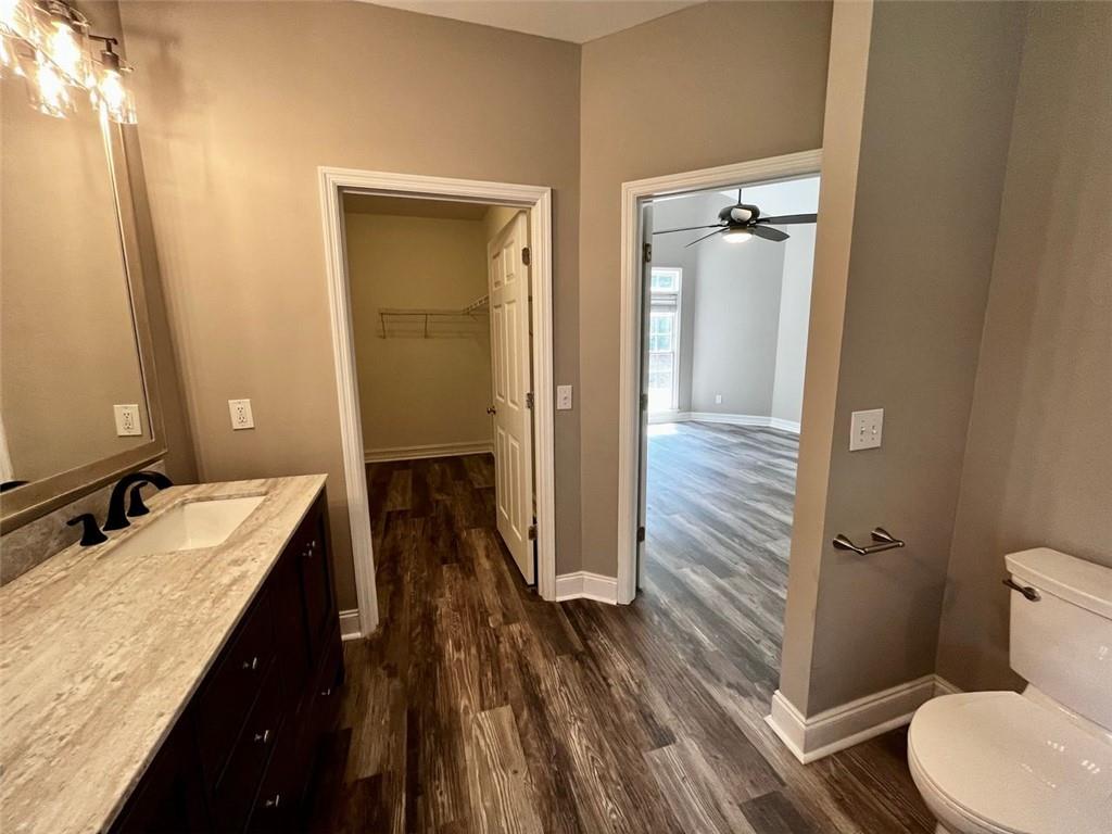 345 CREEKSIDE Drive