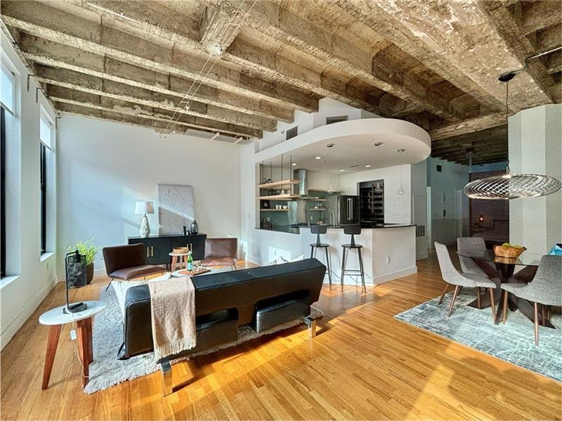 90 Fairlie Street NW Unit 402