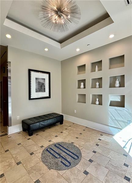 90 Fairlie Street NW Unit 402