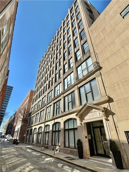 90 Fairlie Street NW Unit 402