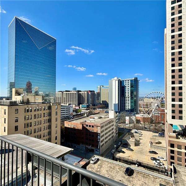 90 Fairlie Street NW Unit 402