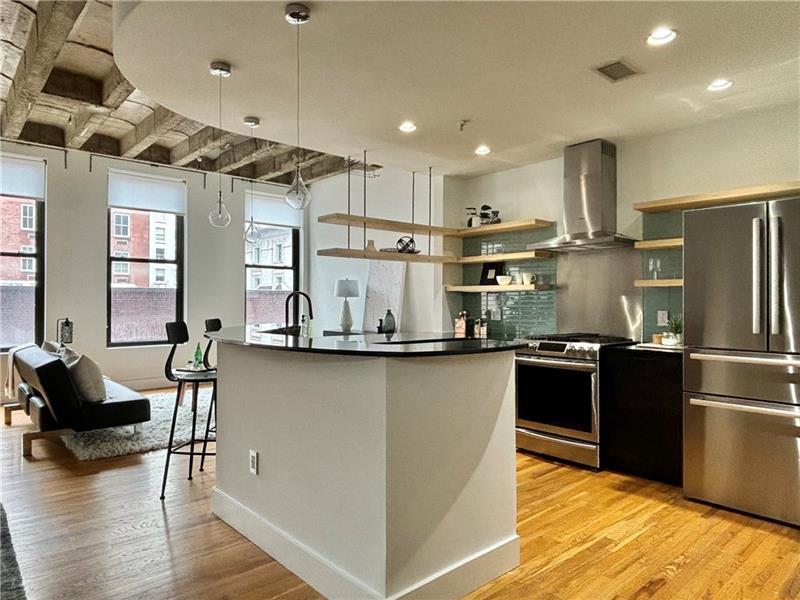 90 Fairlie Street NW Unit 402