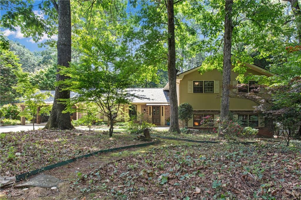 3929 Menlo Drive