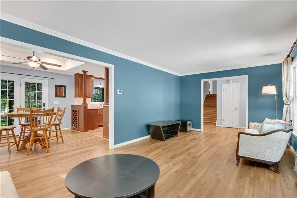 3929 Menlo Drive
