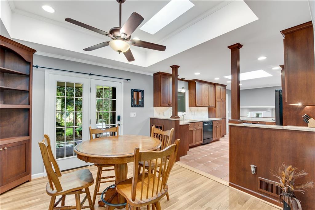 3929 Menlo Drive