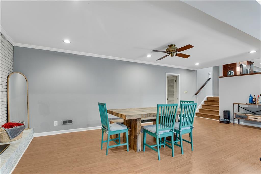 3929 Menlo Drive