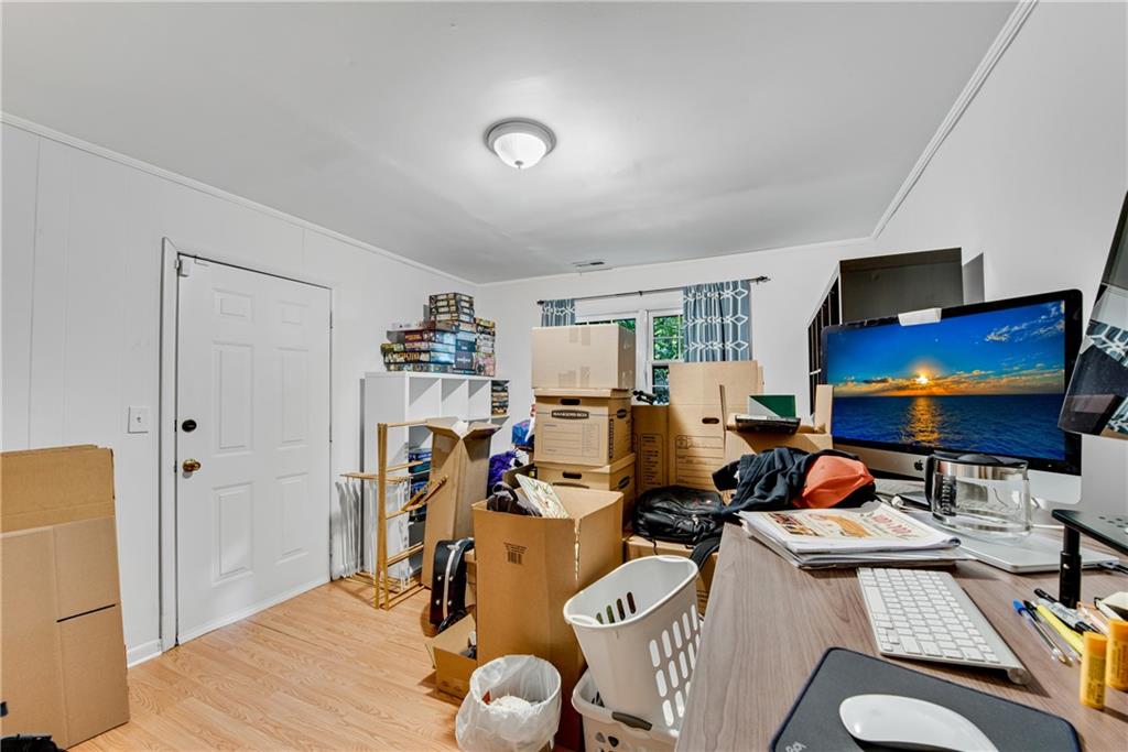 3929 Menlo Drive