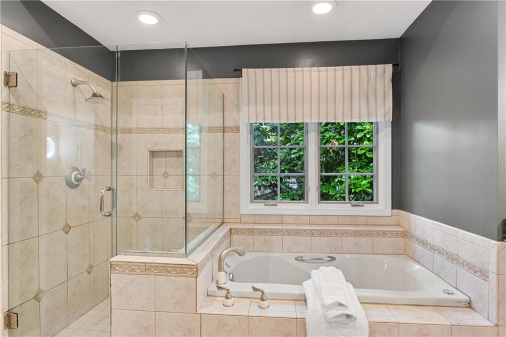 3929 Menlo Drive