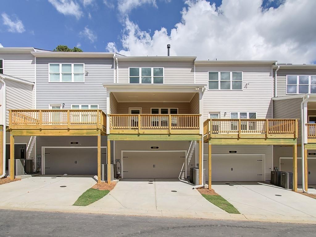 1988 Deco Drive