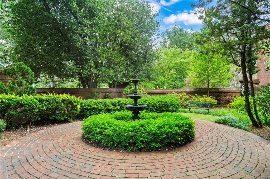 2600 Peachtree Road NW Unit 3