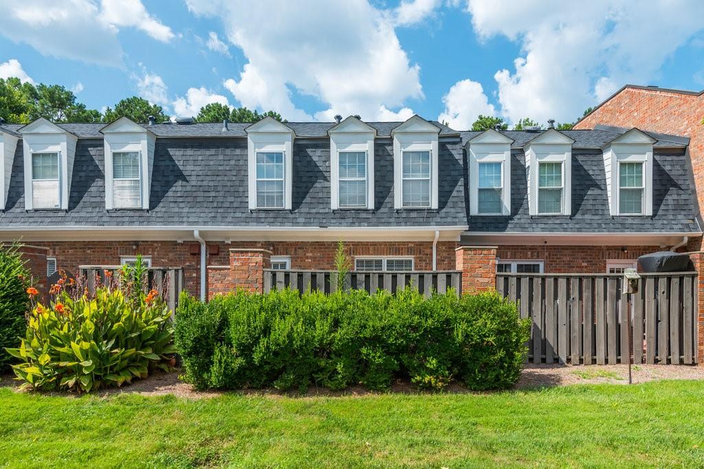 3 Independence Place NW