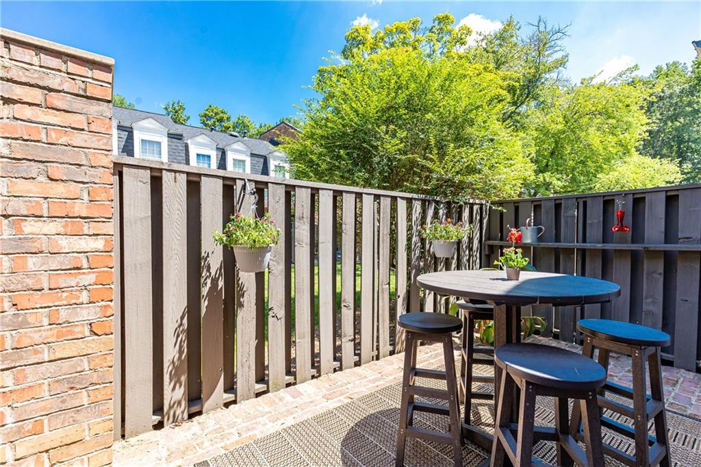 13 George Wythe Place NW