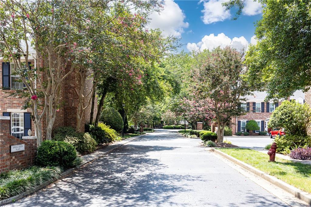 13 George Wythe Place NW