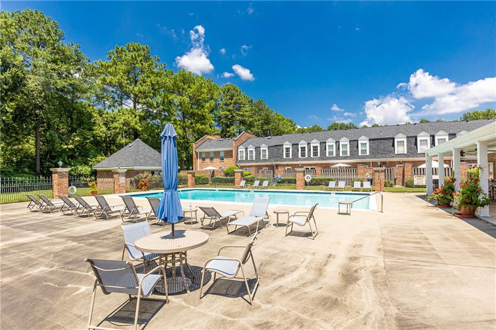 13 George Wythe Place NW