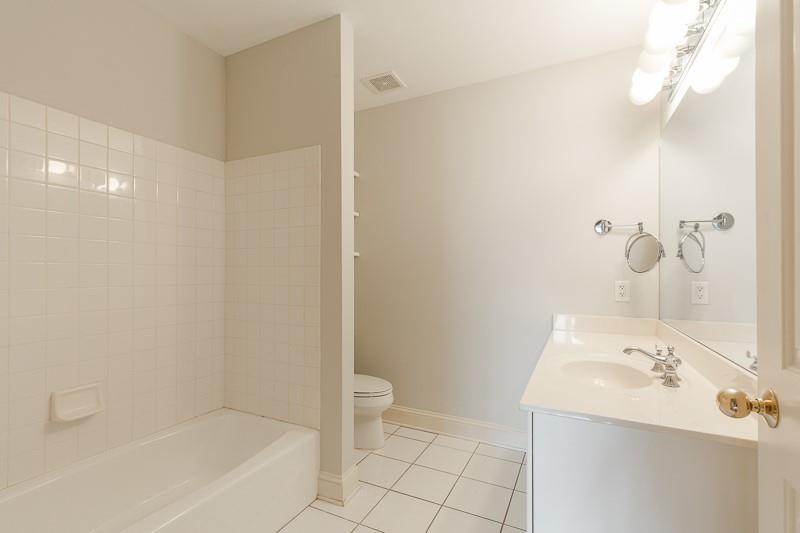 1735 Peachtree Street NE Unit 116