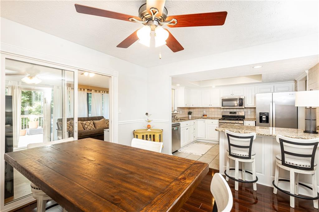 719 Anderson Walk