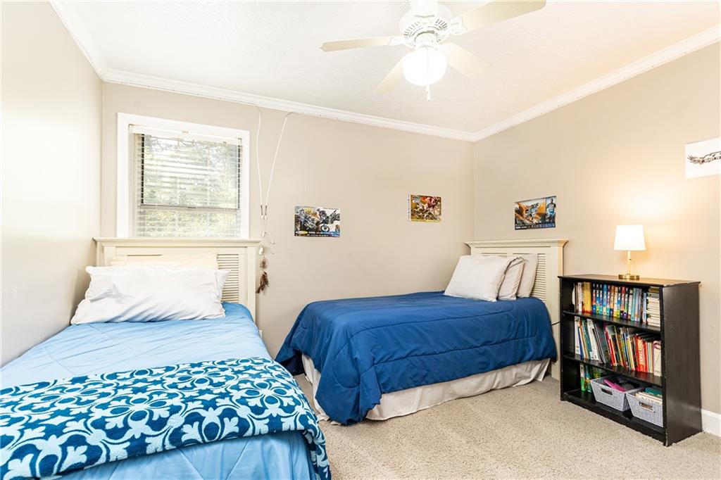 719 Anderson Walk