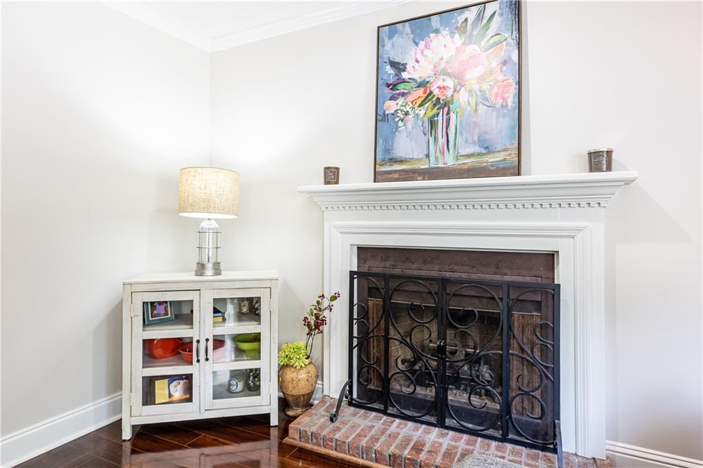 719 Anderson Walk