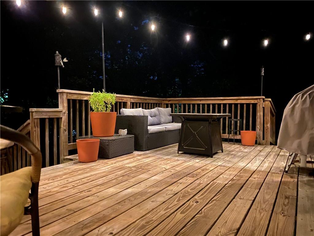 719 Anderson Walk