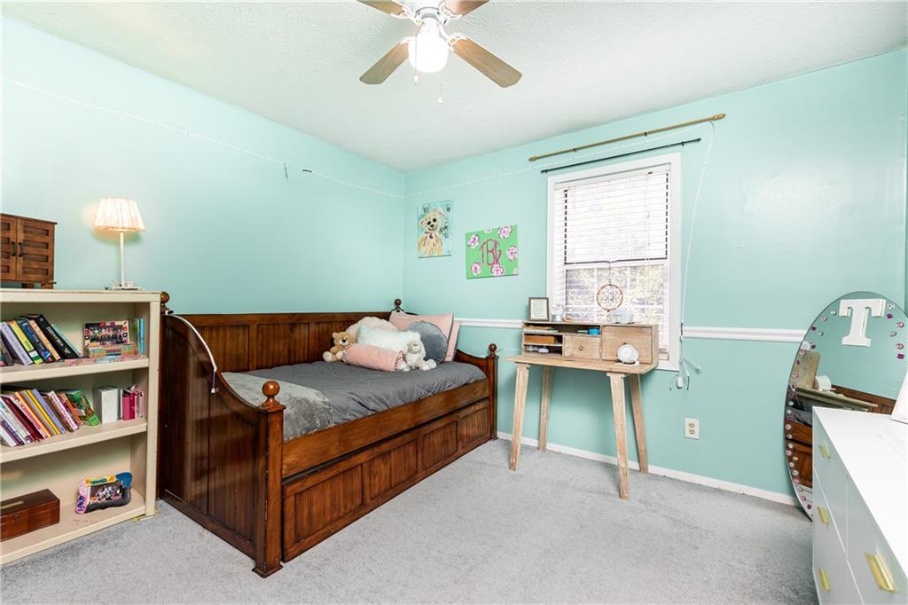 719 Anderson Walk
