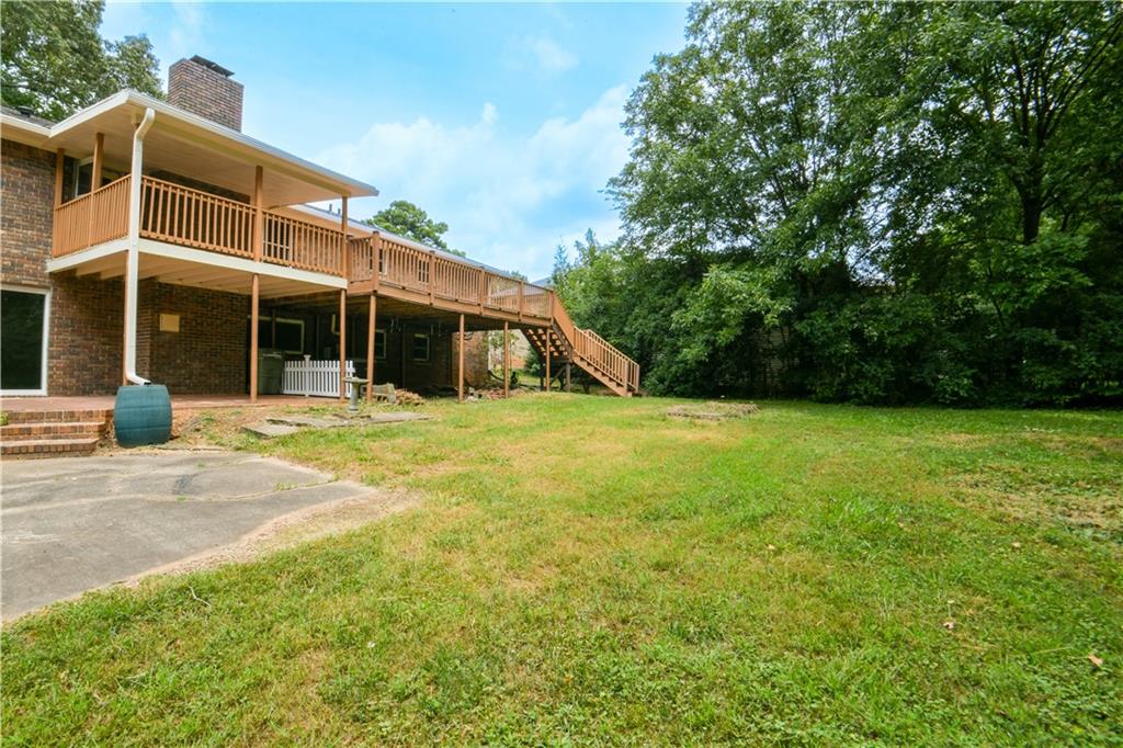 5204 N Hampton Ridge