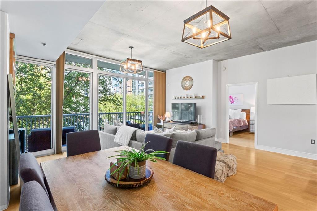 950 W Peachtree Street NW Unit 814