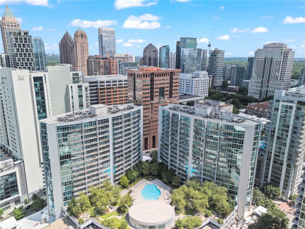 950 W Peachtree Street NW Unit 814